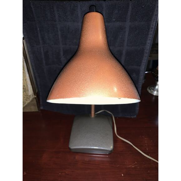 Leviton Steel Desk Lamp - Articulating Head Retro Style ReadingLight VTG Works - Picture 4 of 12